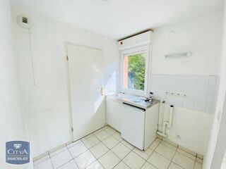  Appartement à louer 2 pièces 55 m²