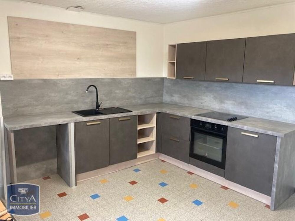 location Maison - 3 pièce(s) - 74 m² Saint-André-d'Apchon (42370)
