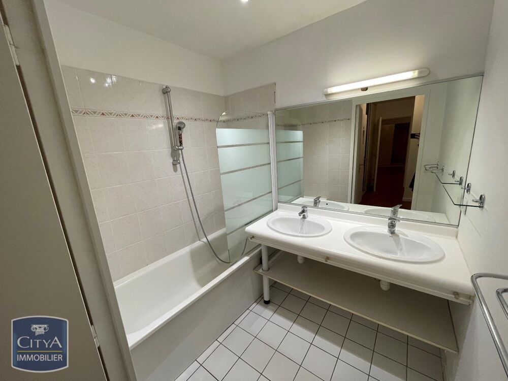 location Appartement - 3 pièce(s) - 60 m² Lille (59000)