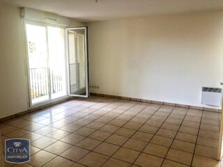  Appartement à louer 3 pièces 60 m²