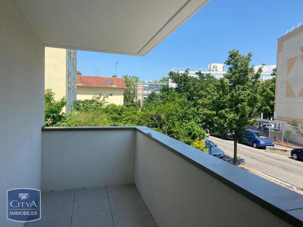 location Appartement - 2 pièce(s) - 43 m² Lyon 8