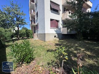  Appartement à louer 3 pièces 61 m²