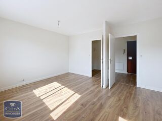  Appartement à louer 2 pièces 45 m²