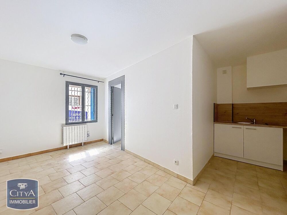 location Appartement - 1 pièce(s) - 28 m² Nimes (30900)