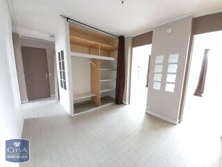  Appartement à louer 3 pièces 72 m²