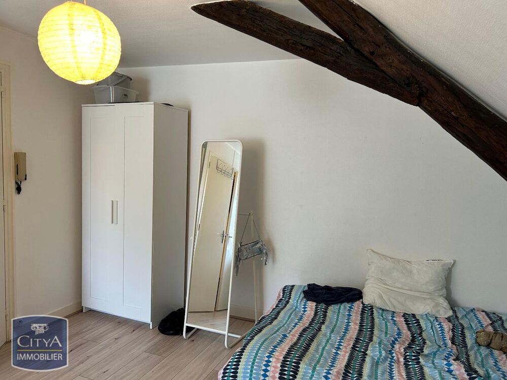 À louer - Studio T1 meublé rénové à Tours À louer, studi....