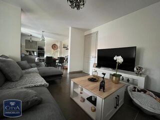  Appartement à louer 3 pièces 64 m²