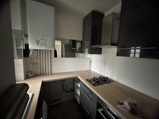  Appartement à louer 3 pièces 64 m²