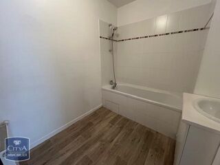  Appartement à louer 3 pièces 51 m²