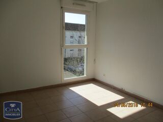  Appartement à louer 3 pièces 95 m²