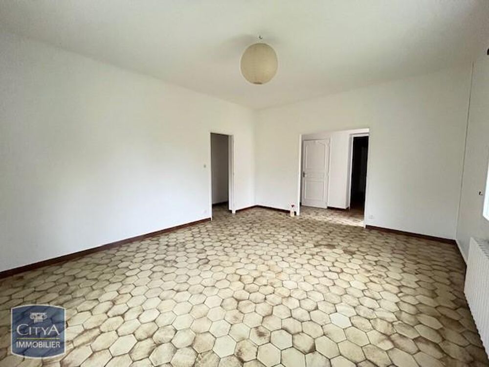location Maison - 5 pièce(s) - 117 m² Vierzon (18100)