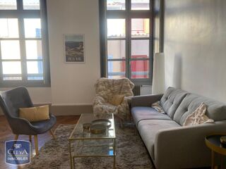  Appartement à louer 6 pièces 177 m² Castres