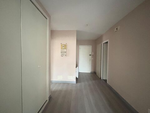  Appartement � louer 5 pi�ces 90 m�