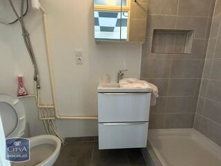  Appartement à louer 1 pièce 27 m²