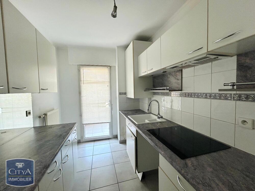 location Appartement - 3 pièce(s) - 78 m² Saint-Raphaël (83700)