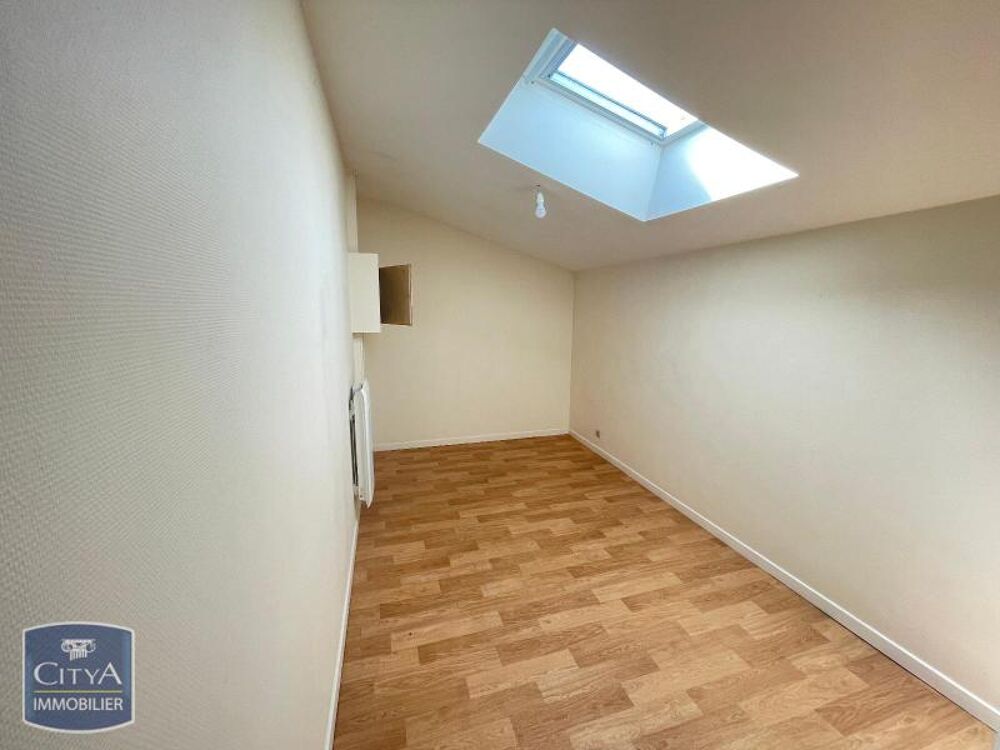 location Appartement - 3 pièce(s) - 98 m² Distré (49400)