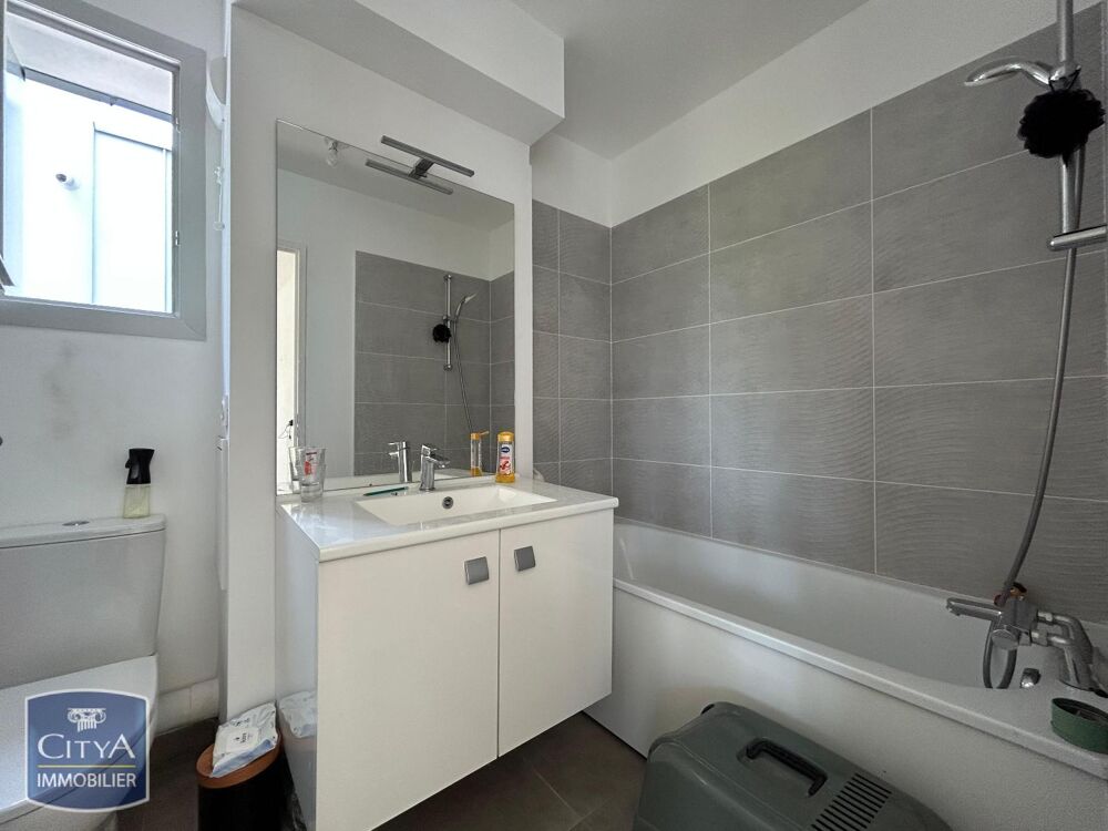 Découvrez ce bel appartement 4 pièces de 81 m² environ s....