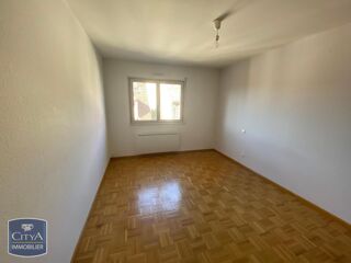  Appartement à louer 3 pièces 65 m²