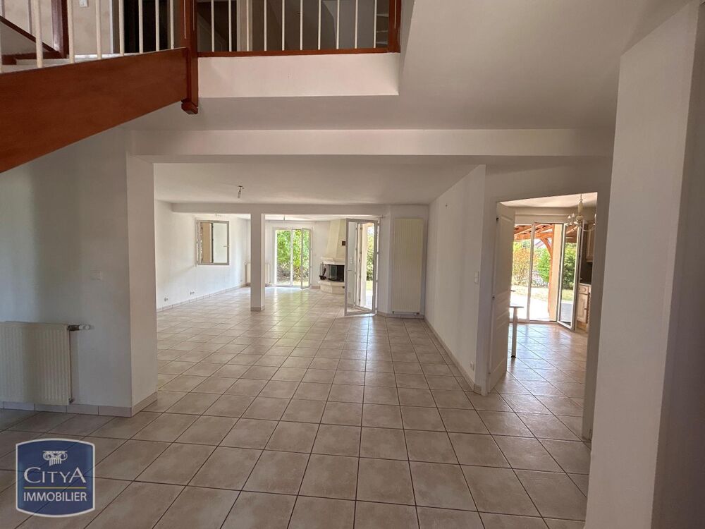 location Maison - 7 pièce(s) - 152 m² Ruffey-lès-Echirey (21490)