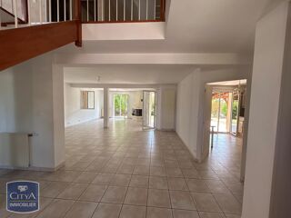  Maison à louer 7 pièces 152 m²