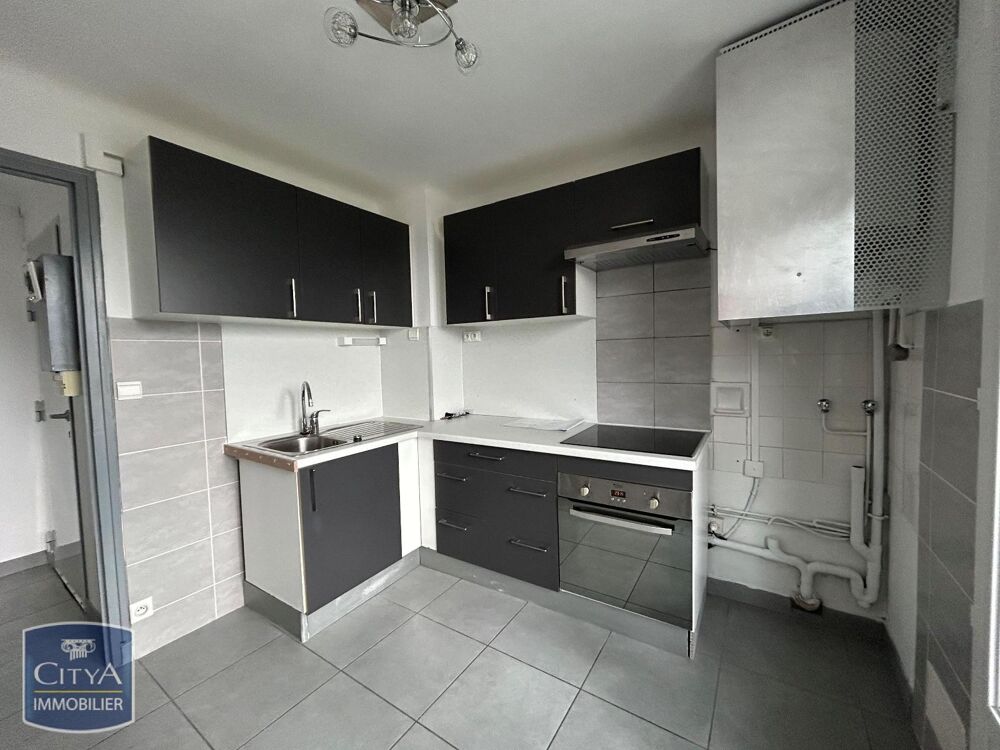 À LOUER : Appartement T3 à Grenoble, situé dans un quart....