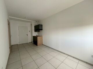  Appartement à louer 2 pièces 30 m²