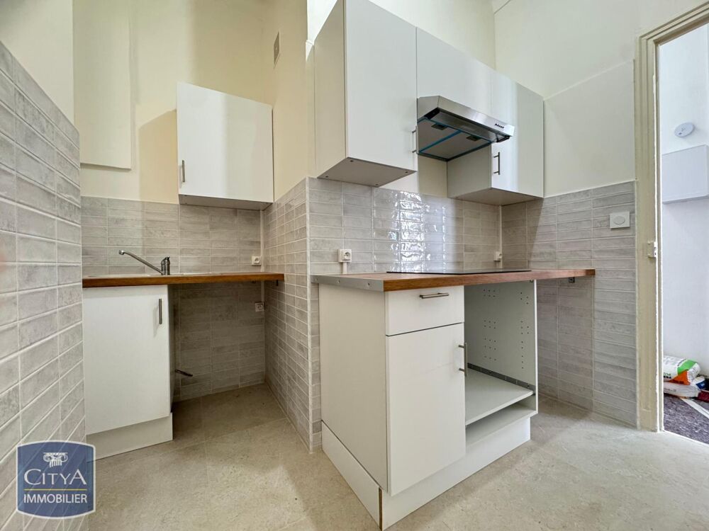 À LOUER : Appartement rénové T3 situé dans la charmante ....