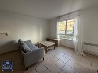  Appartement à louer 2 pièces 45 m²