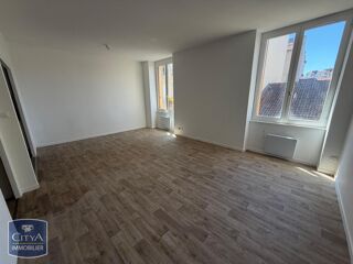  Appartement à louer 3 pièces 57 m²