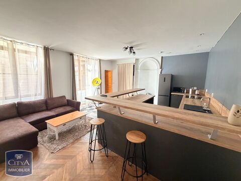   Location Appartement Appartement - 4 pièce(s) - 102 m²