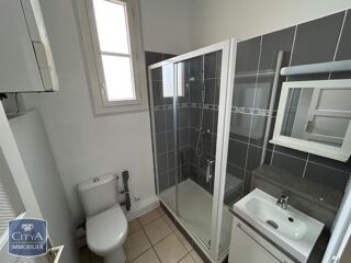  Appartement à louer 2 pièces 42 m²