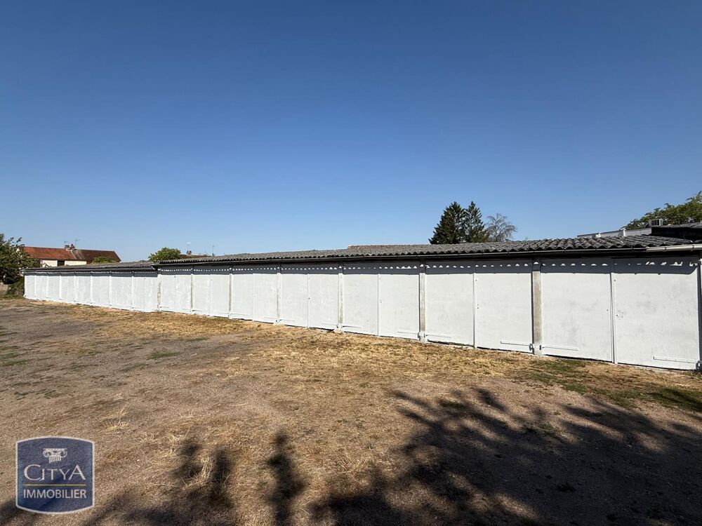 location Parking / Garage - 14 m² Varennes-Vauzelles (58640)