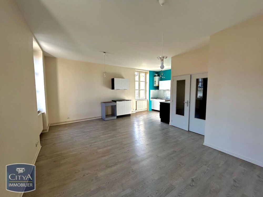 À LOUER : Appartement T4 situé en plein coeur de Bourg-en....