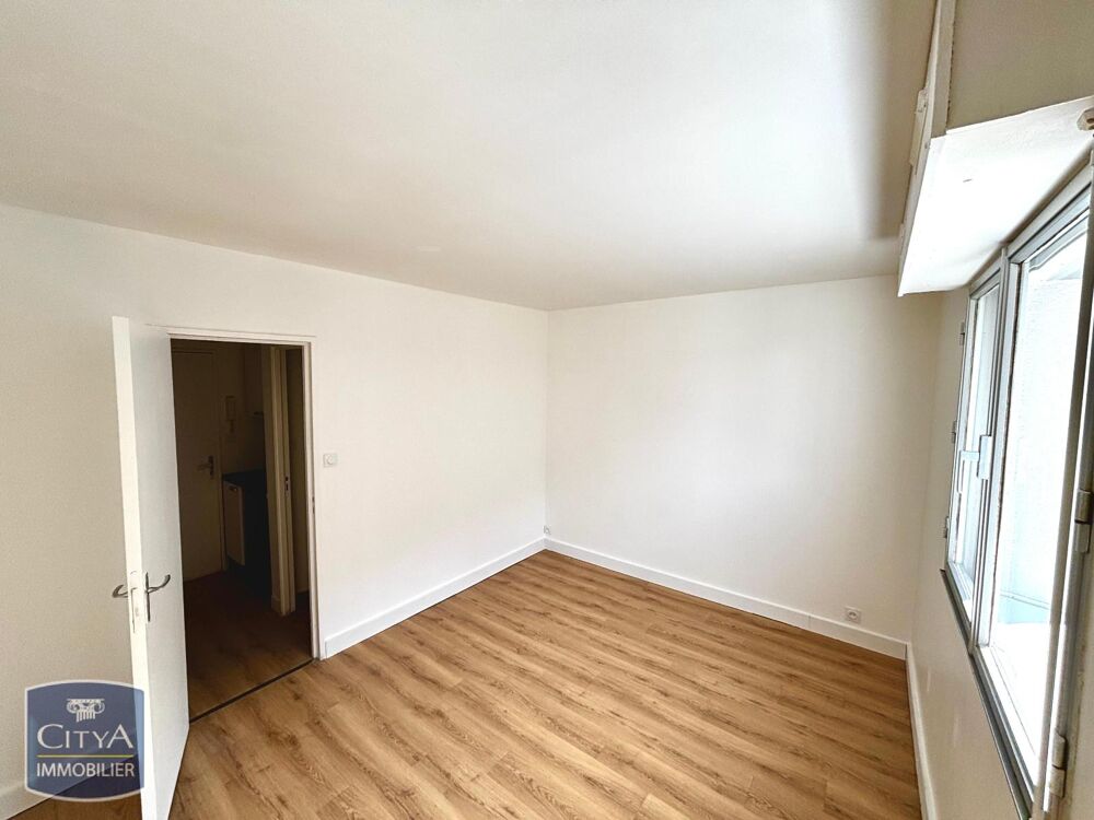À LOUER : Appartement T1 à Concarneau, situé dans un qua....