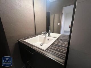  Appartement à louer 3 pièces 53 m²