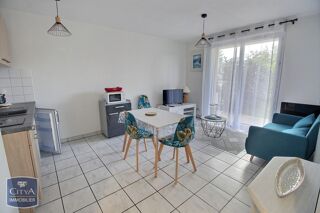  Appartement à louer 2 pièces 31 m²