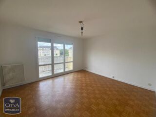  Appartement à louer 3 pièces 71 m²