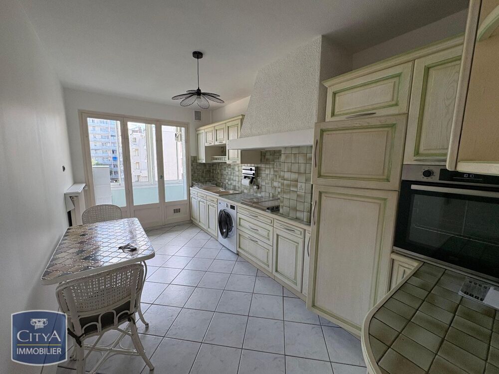 À LOUER : Appartement de type 2P+C meublé situé dans le ....