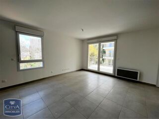  Appartement à louer 2 pièces 43 m²