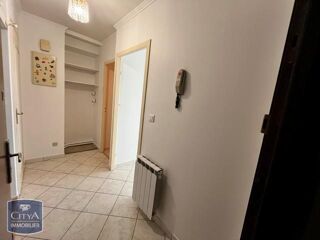  Appartement à louer 1 pièce 28 m²