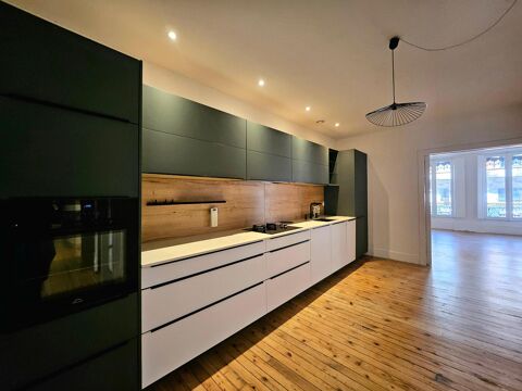  Appartement  louer 5 pices 176 m