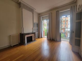  Appartement  vendre 5 pices 152 m