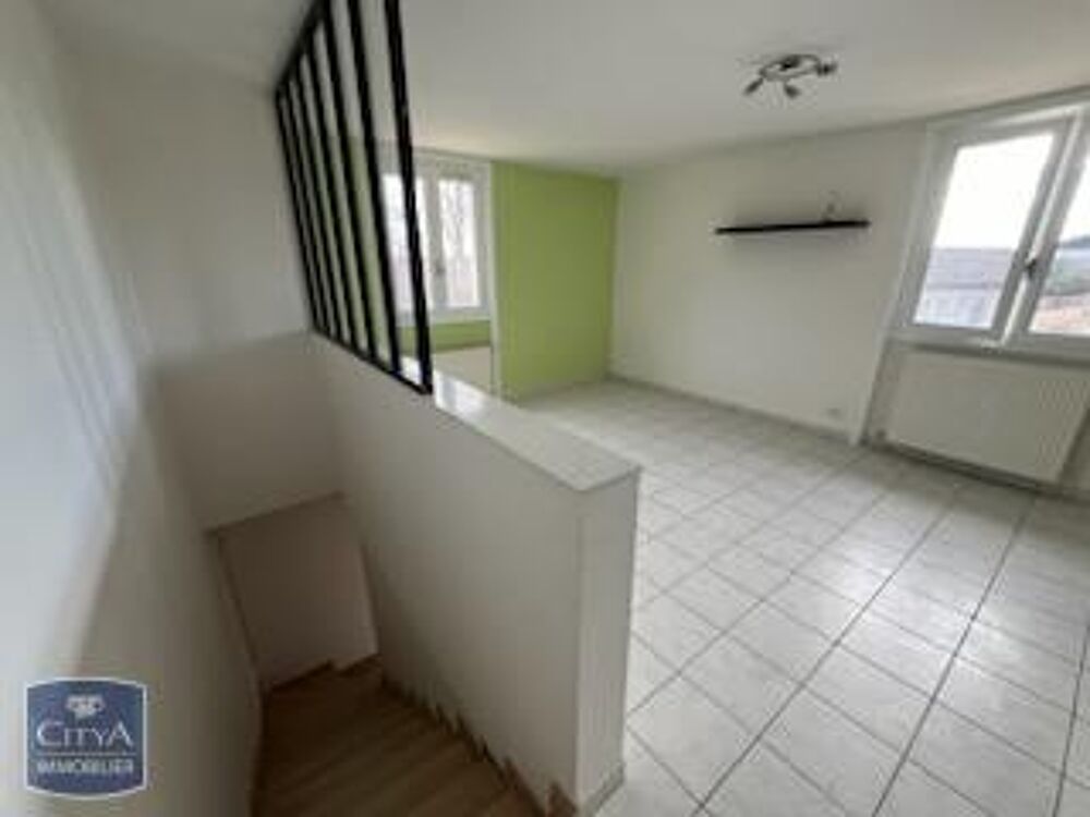 location Appartement - 2 pièce(s) - 37 m² La Chapelle-de-Guinchay (71570)