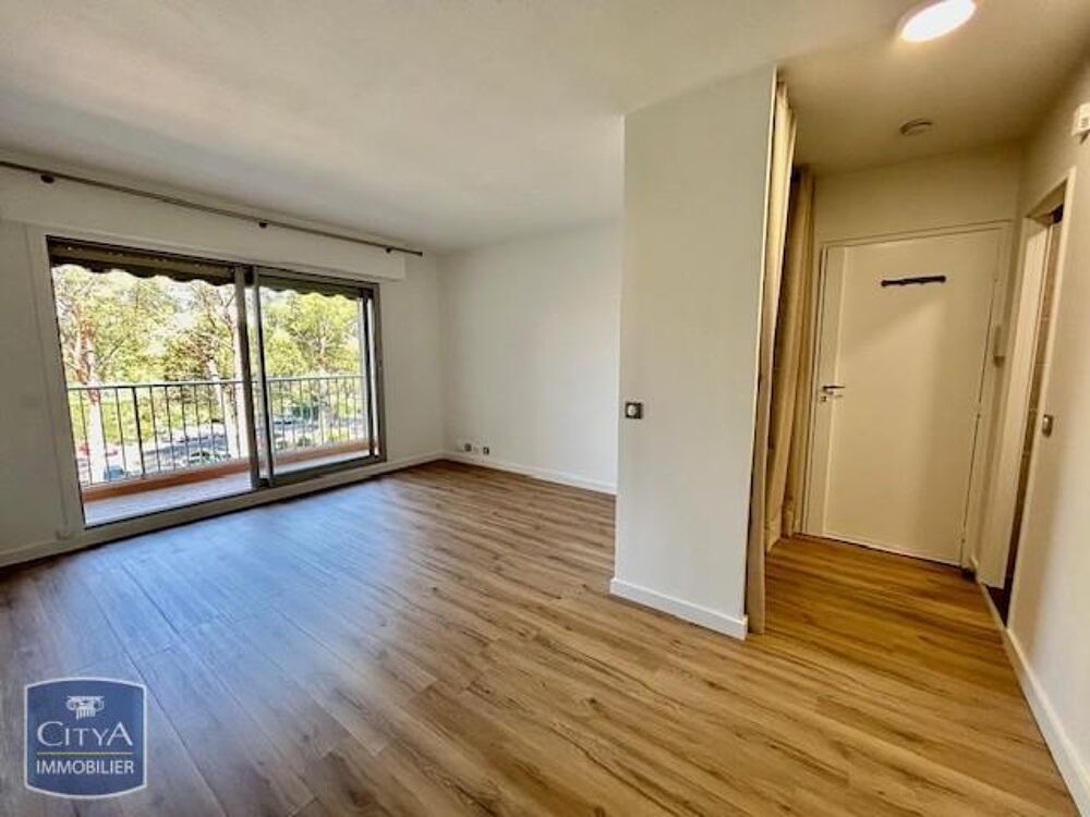 location Appartement - 1 pièce(s) - 24 m² Mandelieu-la-Napoule (06210)