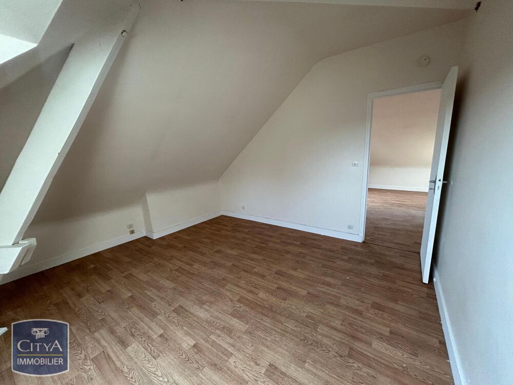 À LOUER : Appartement rénové T2 situé en plein coeur de T....