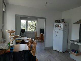  Appartement à louer 2 pièces 45 m²