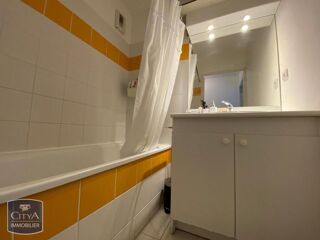  Appartement à louer 2 pièces 48 m²