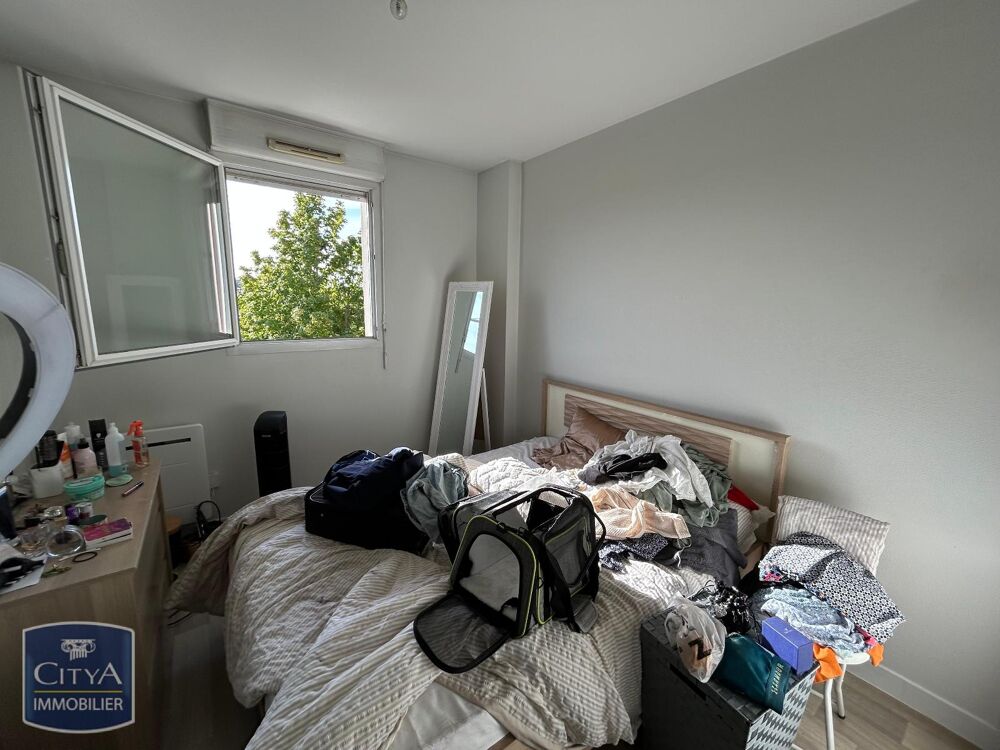 location Appartement - 2 pièce(s) - 51 m² Poitiers (86000)