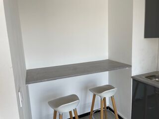  Appartement à louer 1 pièce 32 m²