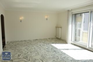  Appartement à louer 3 pièces 101 m²
